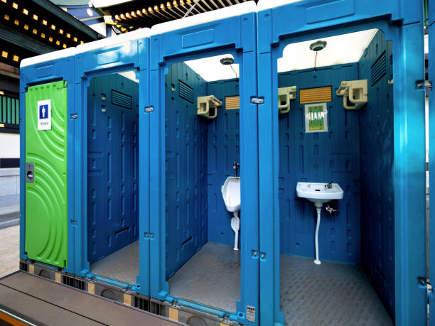 Best Portable restroom trailer rental  in Worland, WY
